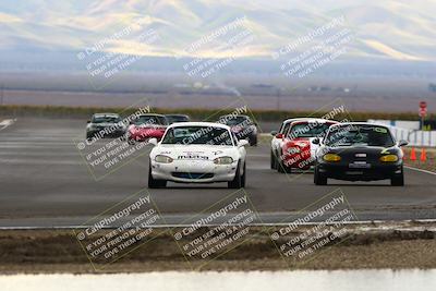 media/Nov-16-2025-CalClub SCCA (Sun) [[2975c16dfc]]/Group 4/Turn 1/